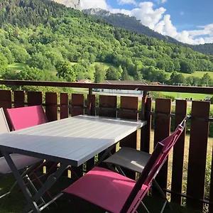 Appartement Entièrement Rénové Entre Et Montagne, Thollon-les-Mémises